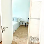 Toca Manas Olhos de Agua (Albufeira)
