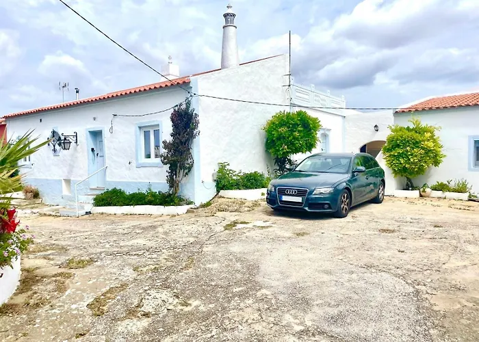 Toca Manas Olhos de Αgua