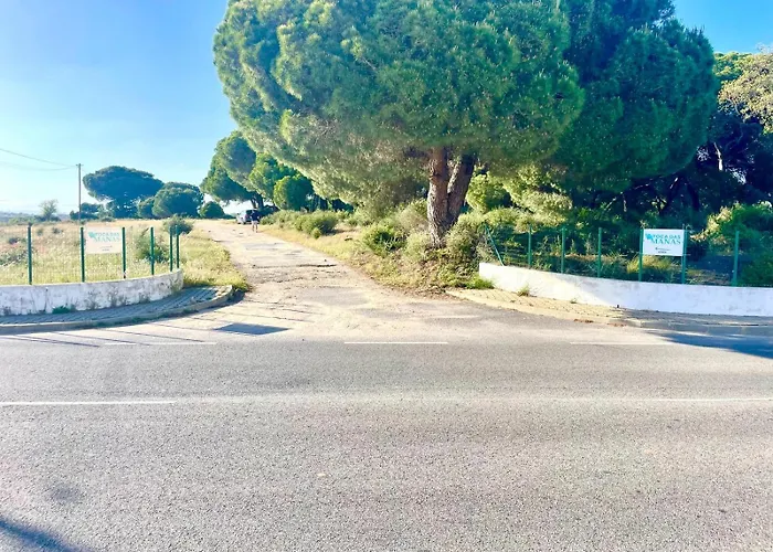 Toca Manas Olhos de Αgua