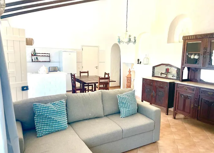 Toca Manas Olhos de Αgua