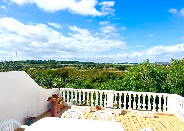 Apartament Toca Manas *