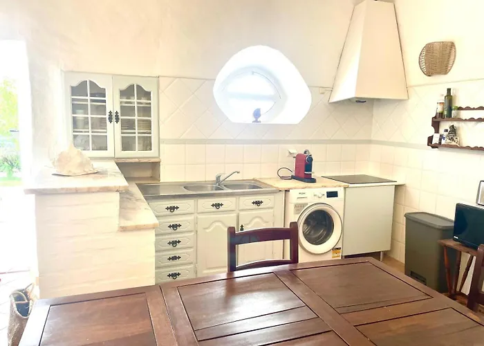 Toca Manas * Olhos de Agua (Albufeira)